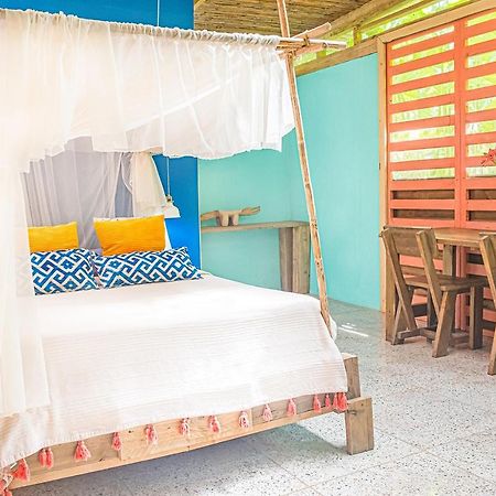 Bee Happy Studio Cahuita Exterior photo