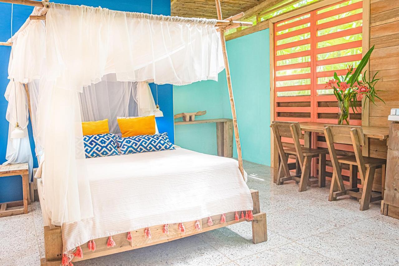 Bee Happy Studio Cahuita Exterior photo